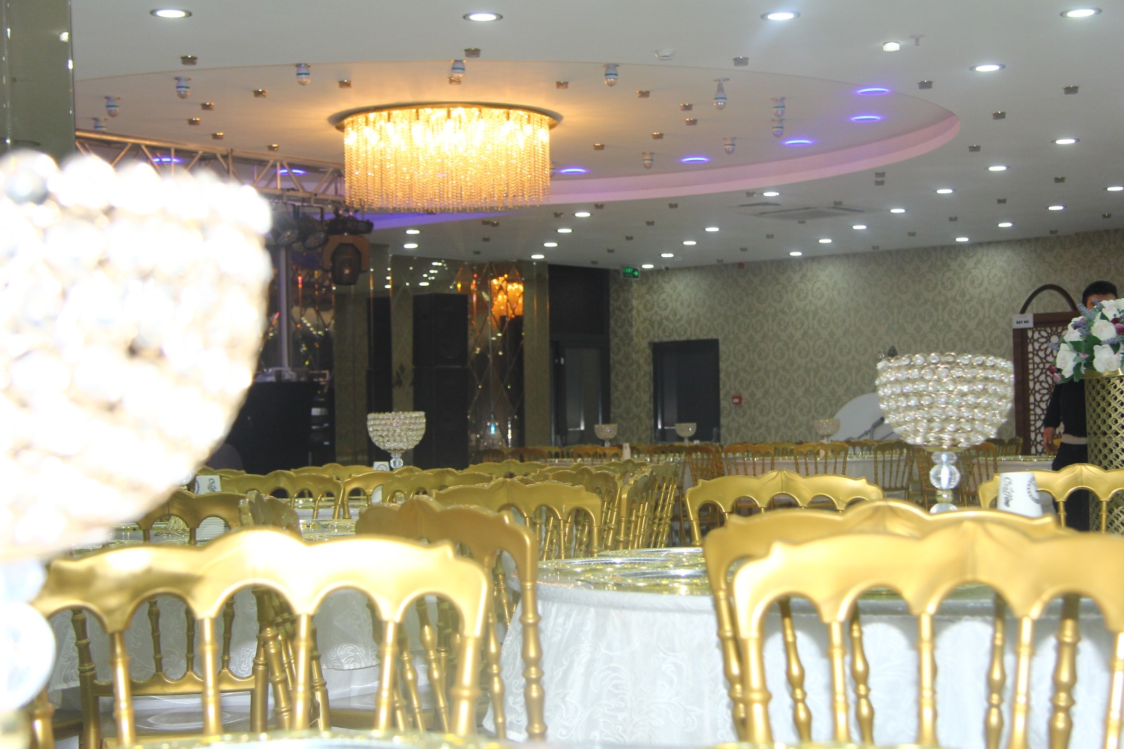 SALONUMUZDAN KARELER