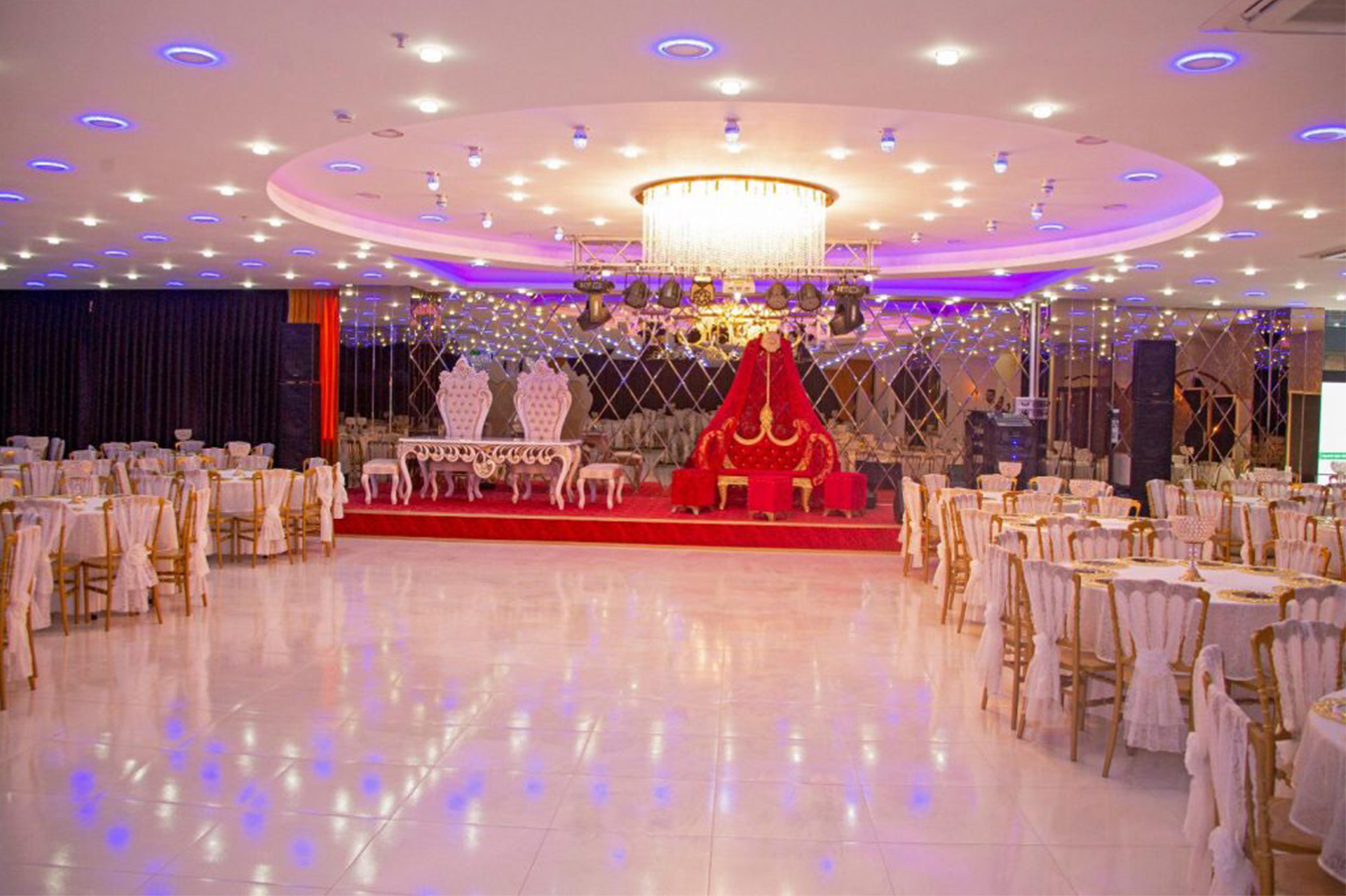 SALONUMUZDAN KARELER